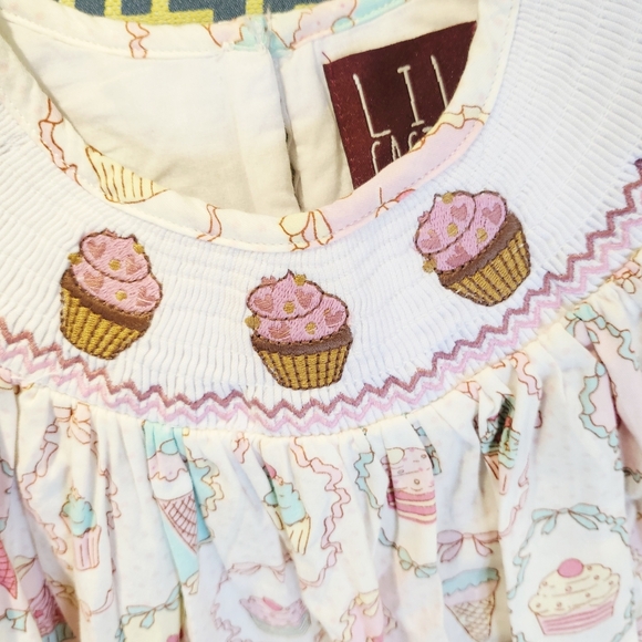 Lil Cactus Girl's Embroidered Cupcake Smocked Bishop Dress / Size 5 /Party Dress - Picture 10 of 14